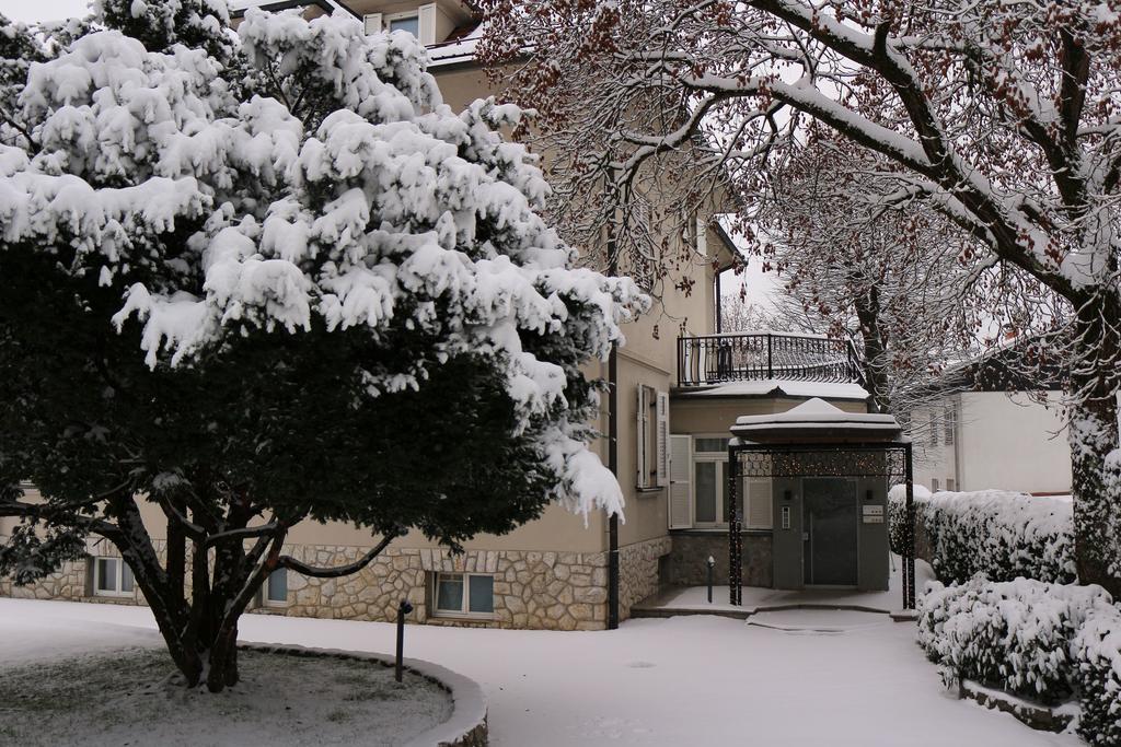 Apartments Villa Boltez Крань Екстер'єр фото